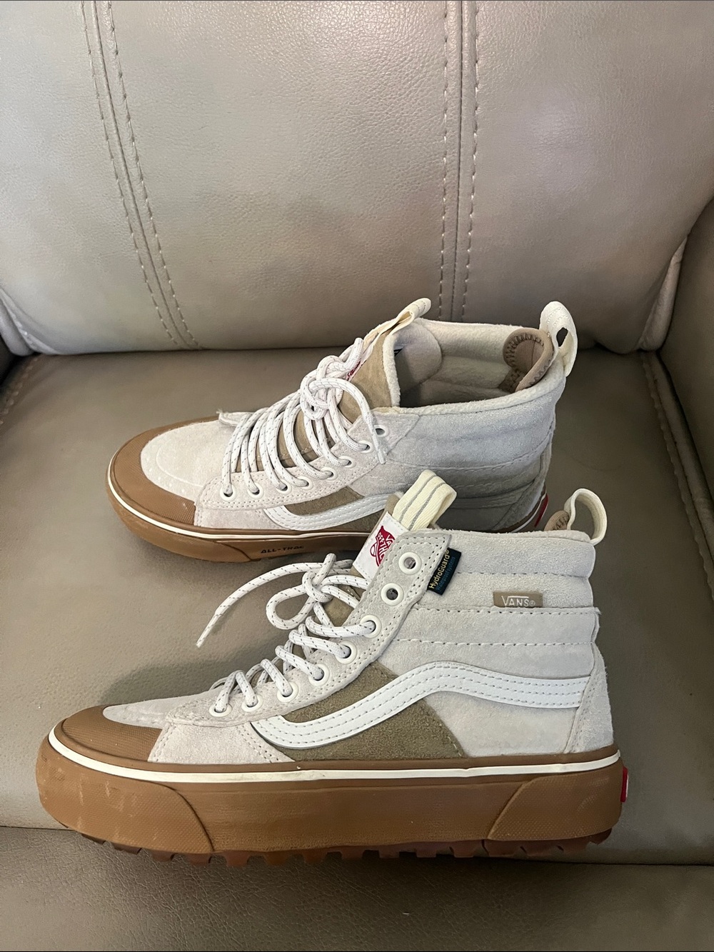 Vans MTE Sk8-Hi Waterproof Insulated Shoe (B1) Size 5.5 - Picture 3 of 15
